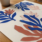 Cut-Out Garden Poster – närbild på papper