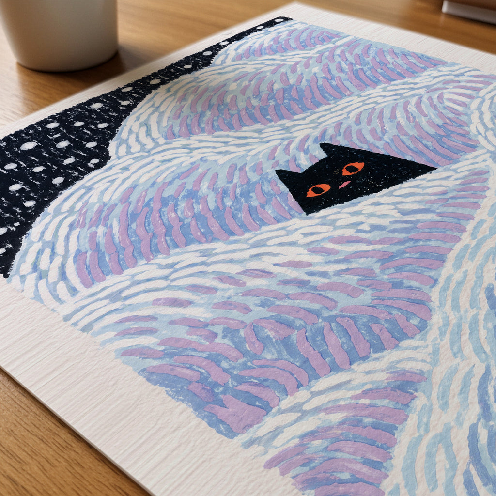 Hidden Cat Snowdrift Poster – närbild på papper