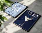 Midnight Olive Run Poster – två posters i rum 2