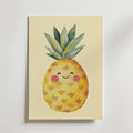 Smiling Pineapple – stilfullt konsttryck från Bozetto, tryckt på matt finpapper i hög tryckkvalitet