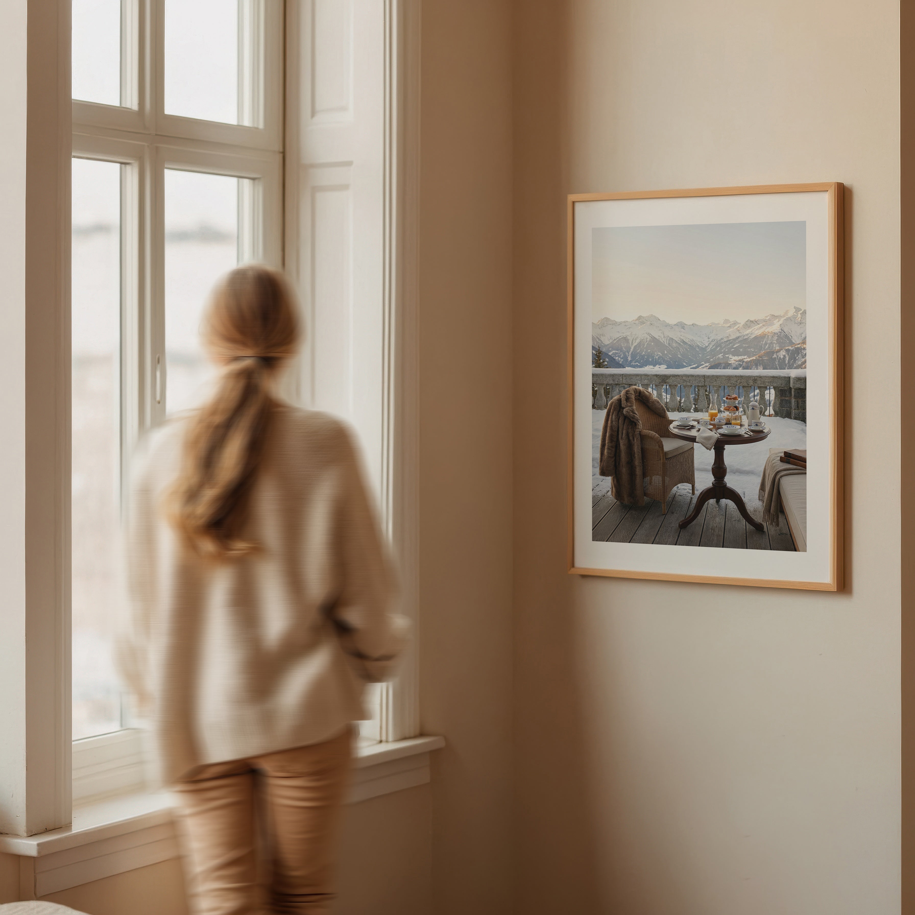 Mockup av Alpine Morning Indulgence affisch på vägg – köp enkelt hos Bozetto i hög kvalitet