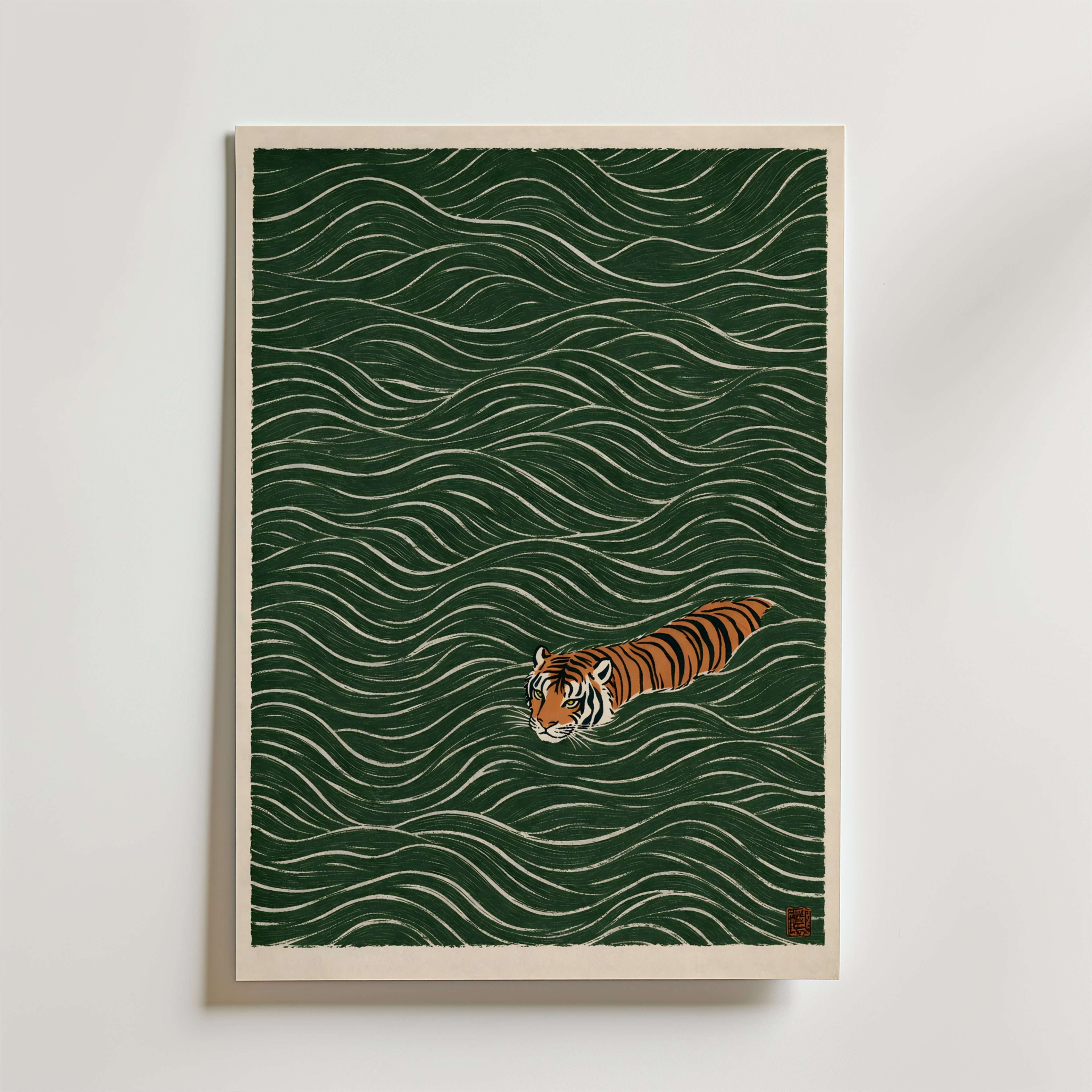 Swimming Tiger – stilfullt konsttryck från Bozetto, tryckt på matt finpapper i hög tryckkvalitet