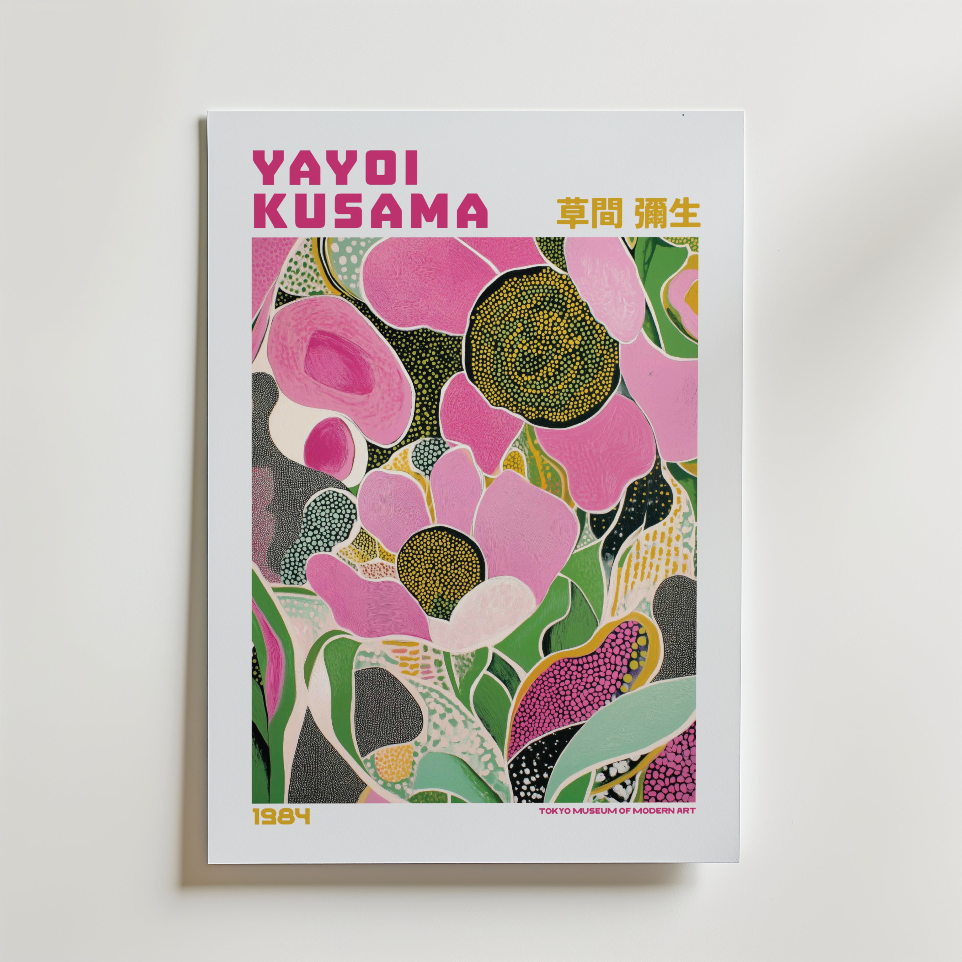 Mockup av Yayoi Kusama Pink Garden affisch på vägg – köp enkelt hos Bozetto i hög kvalitet