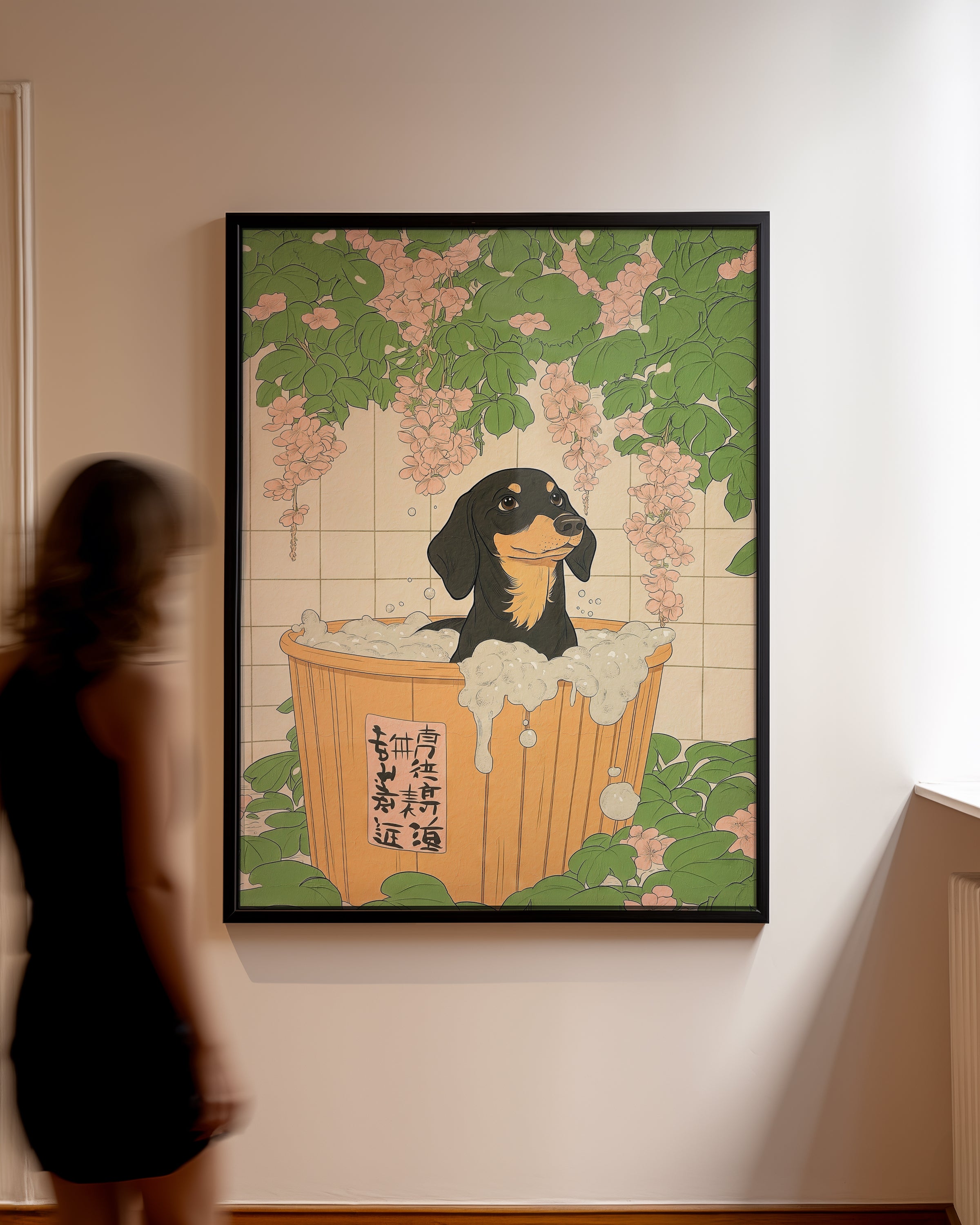 Väggmockup av Bath Time Dachshund affisch på ljus vägg – Bozetto konsttryck – nr 2