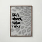 Life's Short Poster – valnötsram