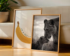 Lioness and Cub Poster – två posters i rum 2