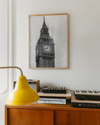 Väggmockup av Big Ben London affisch på ljus tegelvägg – Bozetto konsttryck i hög tryckkvalitet