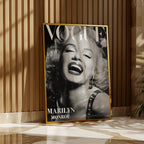 Marilyn Vogue poster visualiserad på vägg – se rätt storlek med mockup från Bozetto