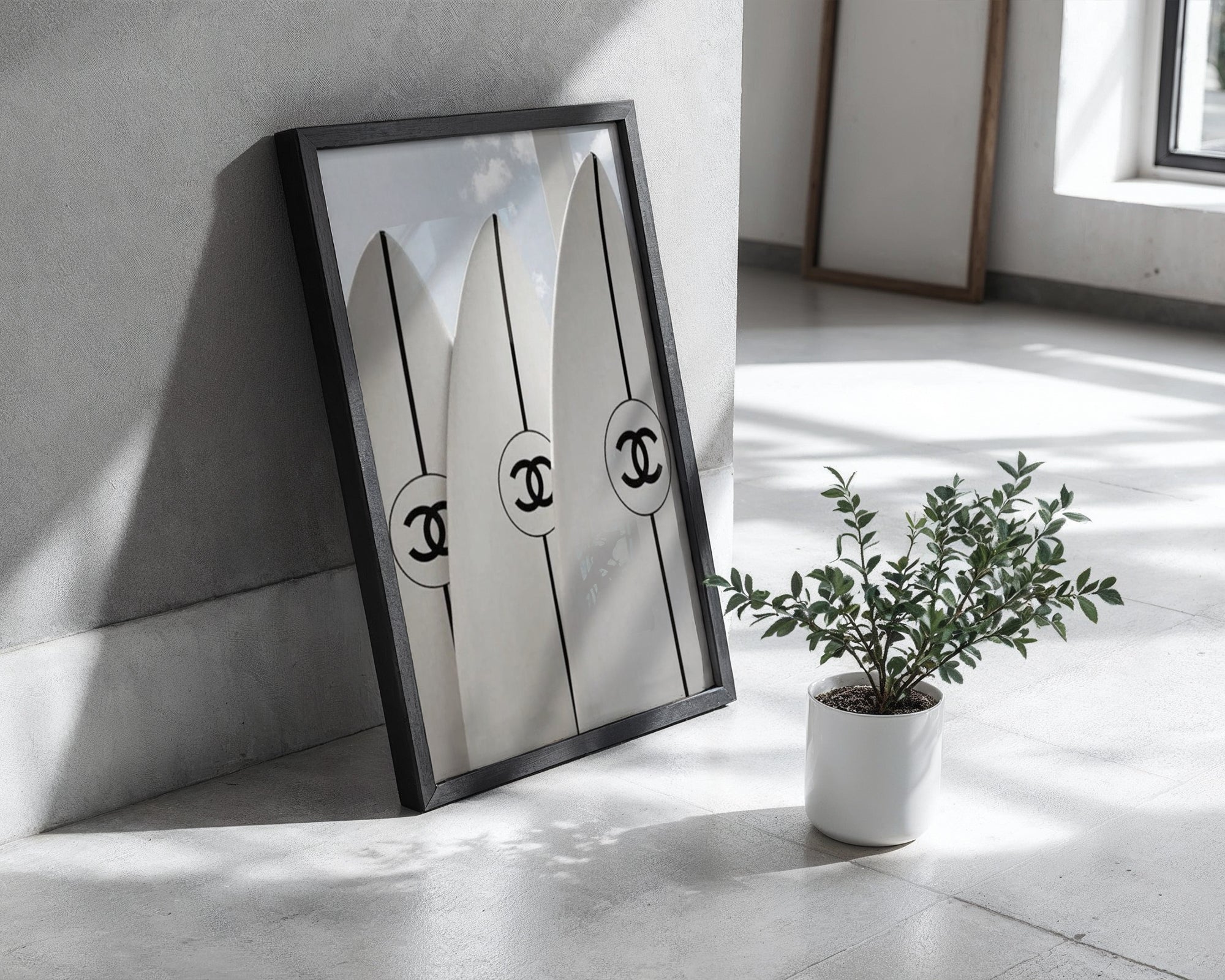 Mockup för Chanel Surf No.2 – se hur affischen ser ut inramad på din vägg, Bozetto