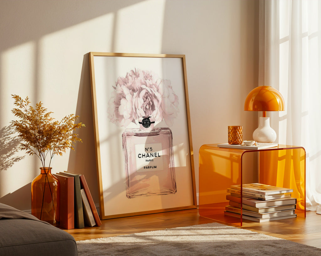 Chanel Bloom i väggmockup – konsttryck presenterat i verklig miljö av Bozetto i hög tryckkvalitet