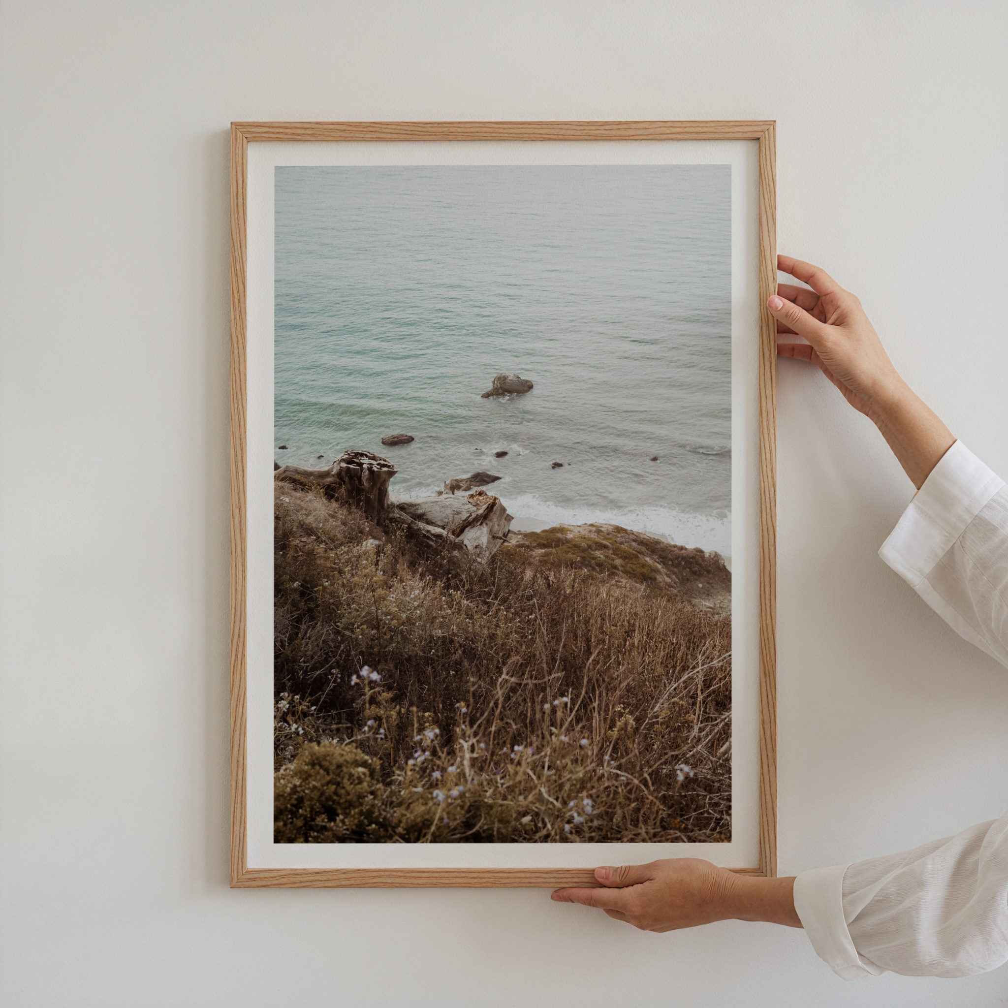 Wild Coastline Vista – affisch med snyggt motiv, köp enkelt hos Bozetto i flera storlekar