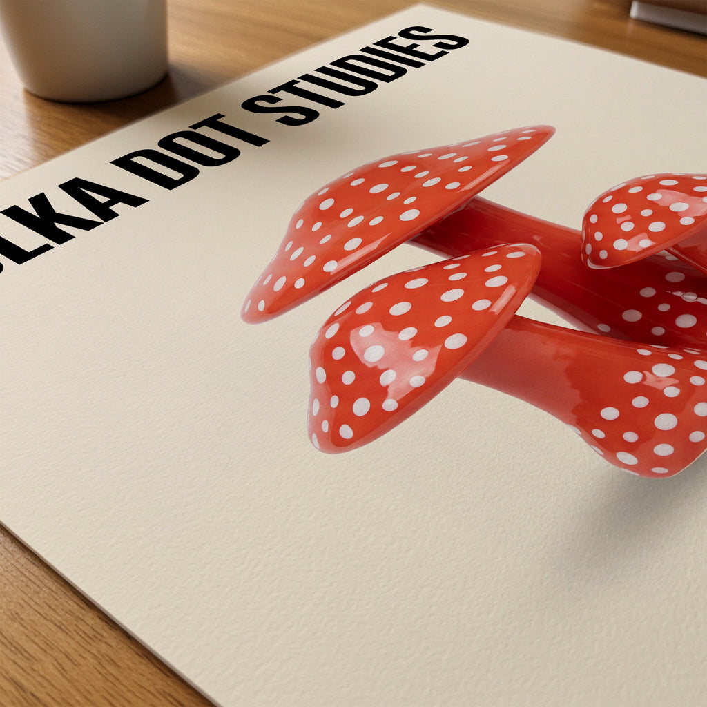 Polka Dot Toadstools Poster – närbild på papper