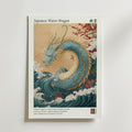 Dragon Of Prosperity Waves – stilfullt konsttryck från Bozetto, tryckt på matt finpapper