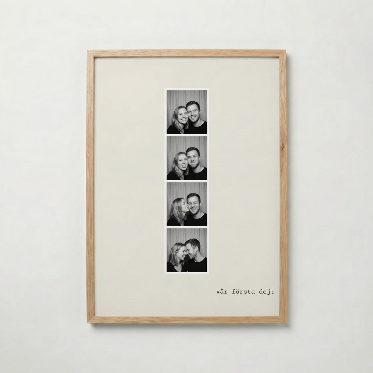 Fotoremsa-poster på krämvit bakgrund i ekram