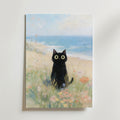 Seaside Meadow Cat – stilfullt konsttryck från Bozetto, tryckt på matt finpapper