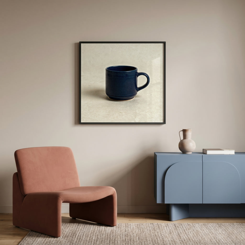 Indigo Mugg Poster – i rum 1