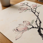 Magnolia By Caroline Engström – närbild på papper