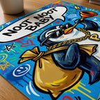 Noot Noot Baby Poster – närbild på papper