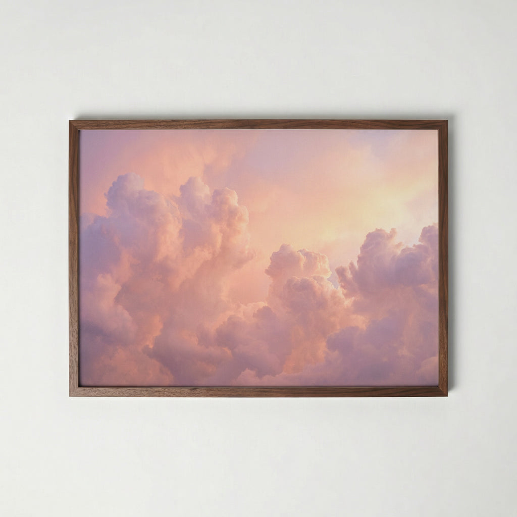 Peach Horizon – molnhimmel i persika och lavendel i valnötsram (WALNUT), liggande affisch från Bozetto