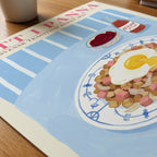 Pytt i Panna poster på skrivbord från Bozetto i hög kvalitet